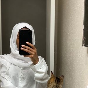 Meet your Posher, Alecia